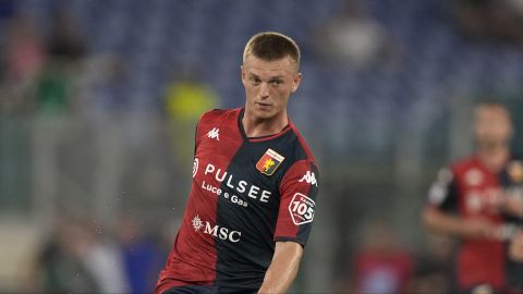 Genoa's Albert Gudmundsson during a Serie A soccer match between Lazio and Genoa, at Rome's Olympic Stadium, Sunday, Aug. 27, 2023. (AP Photo/Andrew Medichini)