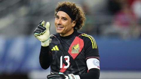 Guillermo Ochoa busca mantener un buen nivel para llegar al Mundial de 2026.