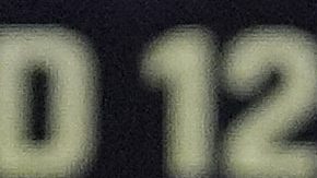 Canelo Álvarez (der.) reacciona tras un gesto de Edgar Berlanga durante su pelea de campeonato mundial en Las Vegas. El mexicano dominó al boricua.