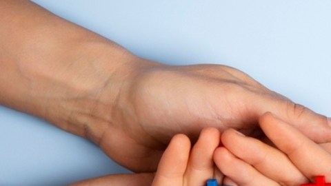 Adultos autistas describen sus emociones y percepciones con complejidad