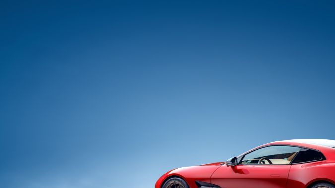 Aston Martin Vanquish V12 otra toma