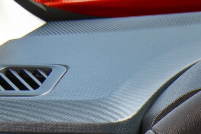 Ford se enfrenta al avance de los eléctricos asiáticos