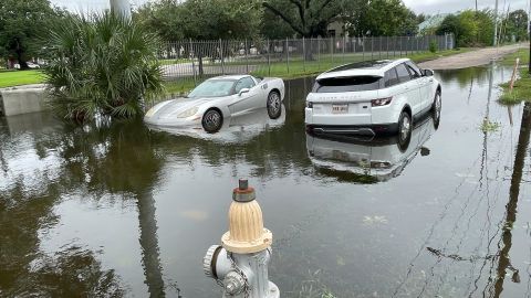 Se espera que Francine se convierta en un ciclón postropical más tarde hoy.