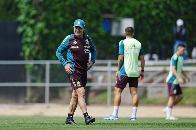 Ciudad de México, 4 de septiembre de 2024. Javier Aguirre, director técnico, durante un entrenamiento de la Selección Nacional de México previo a los partidos amistosos del Mextour 2024 contra Nueva Zelanda y Canadá, celebrado en el Centro de Alto Rendimiento de la FMF. Foto: Imago7/ Rafael Vadillo