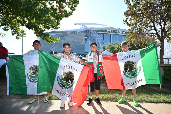 Arlington, Texas, Estados Unidos, 10 de septiembre de 2024. , Afición durante el partido de preparación del MEXTOUR 2024, entre la Selección Nacional de México y la Selección de Canadá, celebrado en el AT&T Stadium. Foto: Imago7/ Etzel Espinosa
