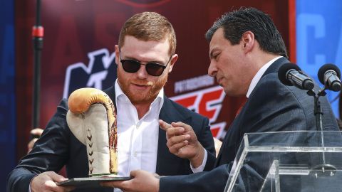 Canelo Álvarez y Mauricio Sualimán.