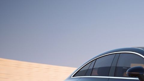 Mercedes-Benz tendría algo planeado con el EQS