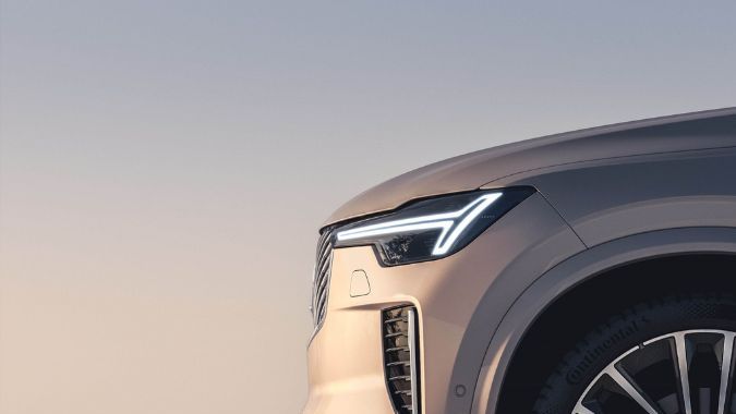 New Volvo XC90
