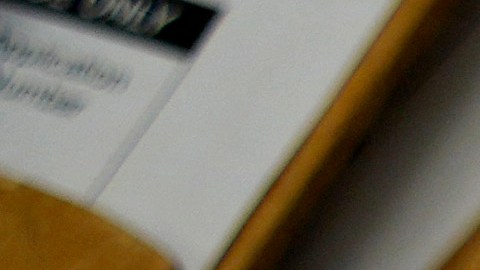 Formularios de registro de votantes están a disposición de los votantes en el Chicago Loop Super Site en Chicago.