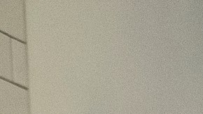 Lucia Ortega prepara un latte de galleta maría en su café Sierra Mexican Cafe en South Gate.