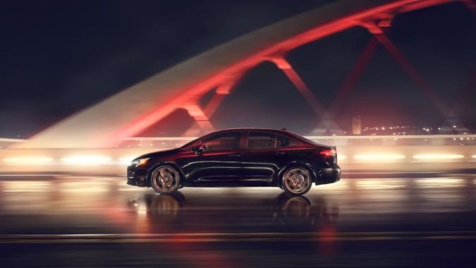 Toyota Corolla 2024 de lado