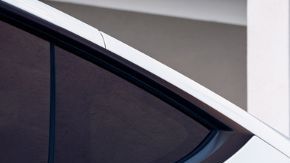 Universal Wall Connector de Tesla