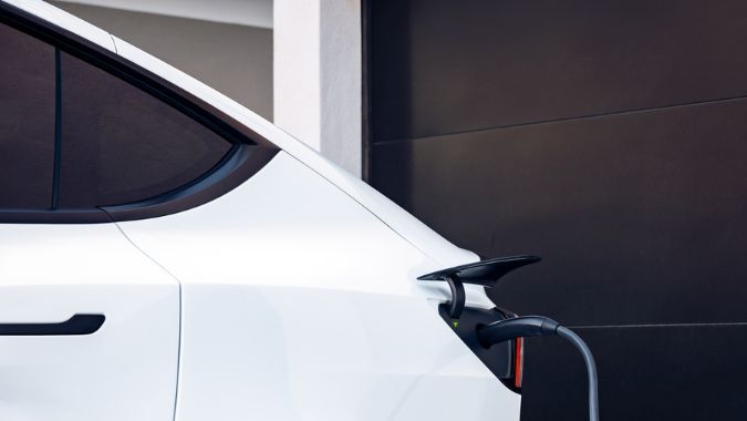 Universal Wall Connector de Tesla