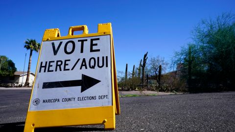 La campaña de Harris y Walz realizará un despliegue histórico para captar a votantes latinos.