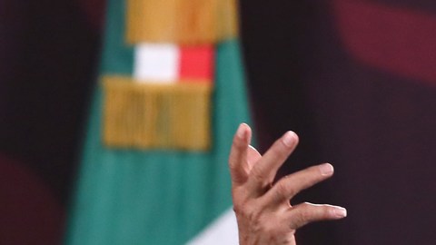AMLO asegura que hizo "todo" lo posible en el caso Ayotzinapa a 10 años de distancia