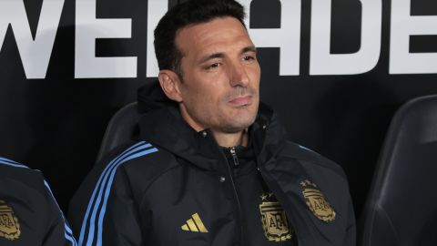 El entrenador de Argentina, Lionel Scaloni, durante el encuentro que disputaron ante Chile en Buenos Aires el jueves.