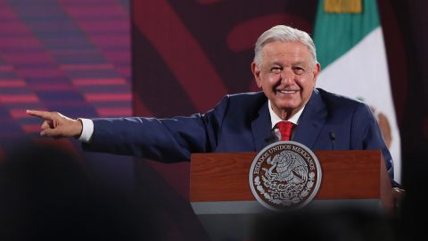 VIDEO: AMLO descarta castigo contra la persona que le aventó una botella durante gira por Veracruz