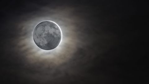 La luna nueva de septiembre ocurre en Virgo.