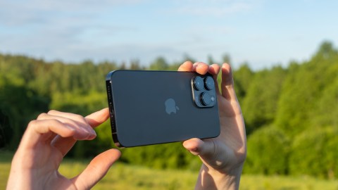 iPhone 16