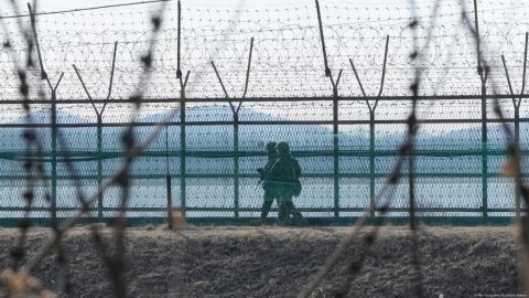 Corea del Norte amenaza con abrir fuego en la frontera