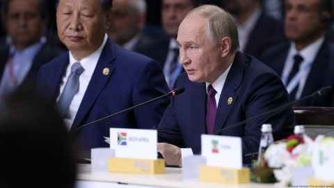 Putin: Medio Oriente está "al borde de una guerra total"