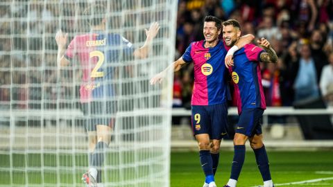 El polaco Robert Lewandowski celebrando uno de los dos goles que anotó ante el conjunto suizo.