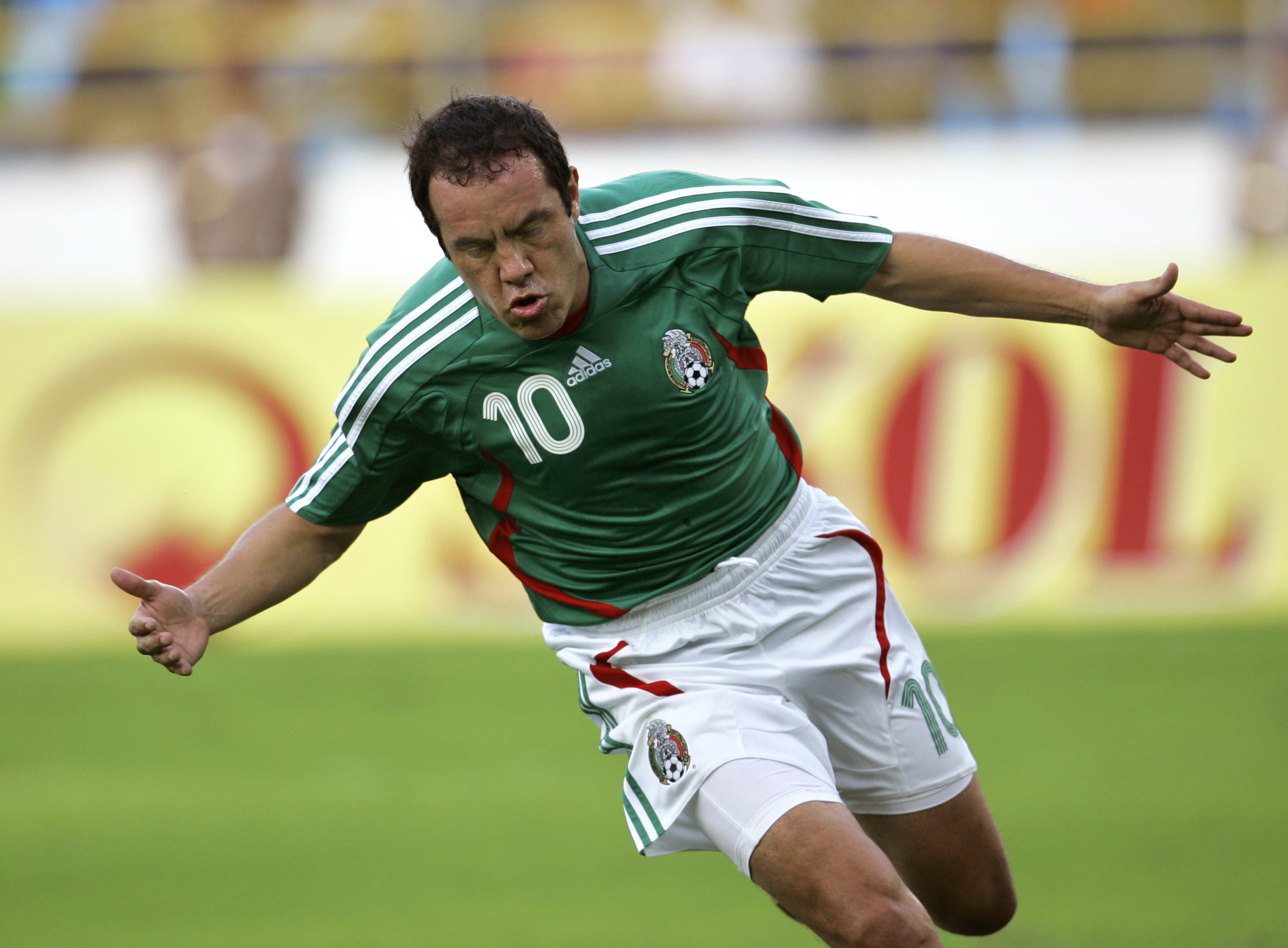 Mexico' s Cuauhtemoc Blanco celebrates after scoring his team's fifth goal against Paraguay, during a Copa America quarter final soccer match in Maturin, Venezuela, Sunday, July 8, 2007. (AP Photo/Marcelo Hernandez)