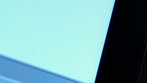 Los padres tienen un papel clave en la educación financiera de sus hijos.