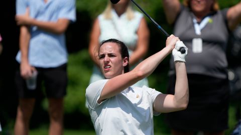 Caitlin Clark durante su participación en el torneo John Deere Classic el pasado mes de julio.