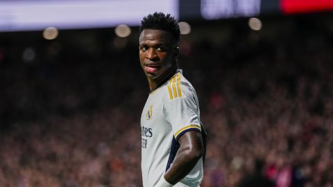 Real Madrid's Vinicius Junior during the Copa del Rey round of 16 soccer match between against Atletico Madrid in Madrid, Spain, Thursday, Jan. 18, 2024. (AP Photo/Manu Fernandez)