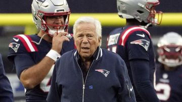 Robert Kraft, propietario de los New England Patriots, lidera la iniciativa.