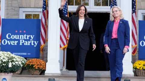 Harris reiterará su llamado a poner el país por encima del partido, como hizo junto a la excongresista republicana Liz Cheney en Wisconsin.