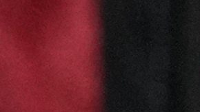 Duván Zapata abandonó el campo llorando y en camilla.