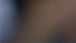 Los Angeles Dodgers' Shohei Ohtani bats against the New York Mets during the first inning in Game 6 of a baseball NL Championship Series, Sunday, Oct. 20, 2024, in Los Angeles. (AP Photo/Julio Cortez)