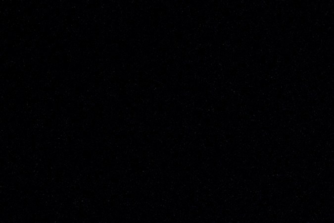 El astro japonés de Los Angeles Dodgers, Shohei Ohtani, abandonando el Juego 2 de la Serie Mundial luego de lastimarse el hombro izquierdo.