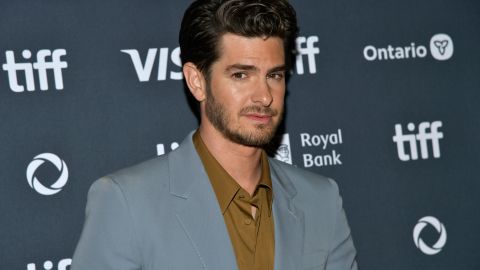 Andrew Garfield de vuelta a la soltería.