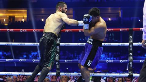 Artur Beterbiev vs. Dmitry Bivol