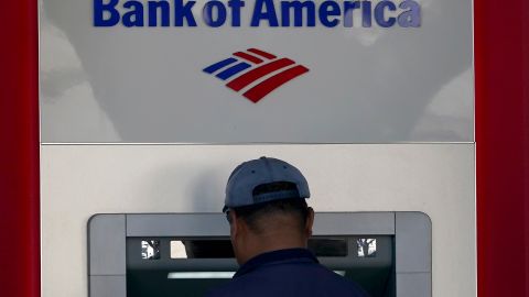 Bank of America anuncia que interrupción generalizada del servicio está casi resuelta