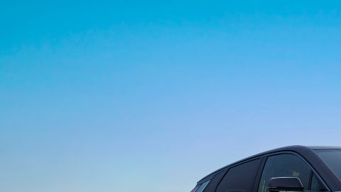 Cadillac revela el potente Lyriq-V 2026 lujo y rendimiento