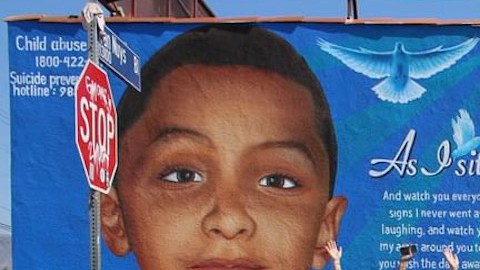Inauguran el mural en honor de Gabriel Fernández en Pacoima.