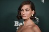 Hailey Bieber comparte una foto de su hijo Jack Blues con las palabras “Yo voté”