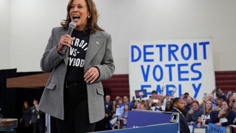 Kamala Harris participó en un evento de campaña en Detroit.