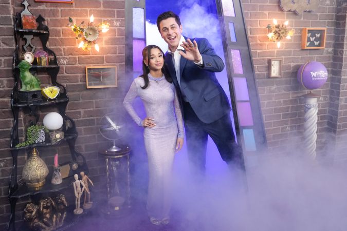 Los Hechiceros más allá de Waverly Place