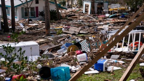 La demanda por homicidio culposo afirma que los trabajadores se vieron obligados a permanecer en sus puestos, pese a las inminentes inundaciones