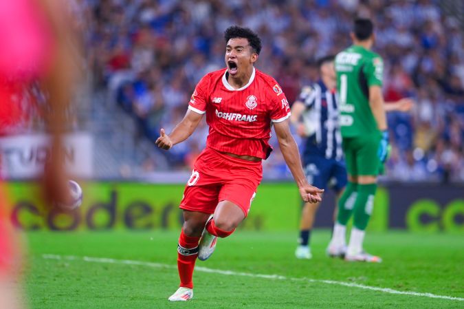 Monterrey, Nuevo León a 31 de Agosto de 2024. , durante el partido correspondiente a la jornada 6 del torneo Apertura 2024 de la Liga BBVA MX, entre rayados de Monterrey y los Diablos Rojos del Toluca FC, realizado en el estadio BBVA. Foto/ Imago7/Andrea Jiménez