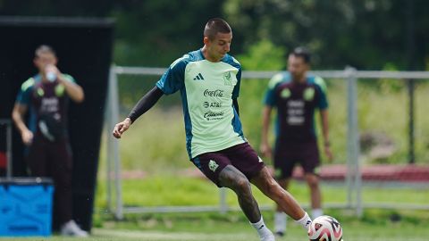 Ciudad de México, 4 de septiembre de 2024. Roberto Alvarado "Piojo", durante un entrenamiento de la Selección Nacional de México previo a los partidos amistosos del Mextour 2024 contra Nueva Zelanda y Canadá, celebrado en el Centro de Alto Rendimiento de la FMF. Foto: Imago7/ Rafael Vadillo