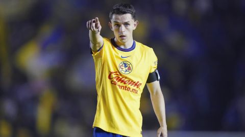 Fidalgo como capitán del Club América.