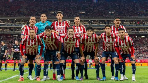 Guadalajara, Jalisco a 5 de Octubre de 2024. Foto de equipo de Chivas, durante el partido correspondiente a la jornada 11 del torneo Apertura 2024 de la Liga BBVA MX, entre las Chivas Rayadas de Guadalajara y los rojinegros del Atlas, realizado en el estadio Akron. Foto: Imago7/ Hugo Ramírez