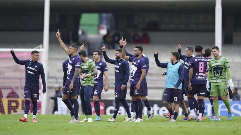 Ciudad de México, 20 de octubre de 2024. Jugadores de Pumas en festejo, durante el partido correspondiente a la jornada 12 del torneo Apertura 2024 de la Liga BBVA MX, entre los Pumas de la UNAM y el Atlético de San Luis, realizado en el Estadio Olímpico Universitario. Foto: Imago7/ Rafael Vadillo