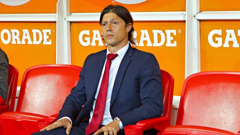 Guadalajara, Jalisco, 25 de octubre de 2017. Matías Almeyda, durante el partido de Ocyavos de Final del torneo Apertura 2017 de la Copa Corona MX, entre las Chivas Rayadas del Guadalajara y los Rojinegros del Atlas, celebrado en el Estadio Chivas. Foto: Imago7/Jorge Barajas